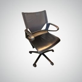 C61736 - Wilkhaun Leather Conference Seating