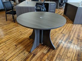 T12082 - SKYLINE  - 36” Round Table Top Deluxe