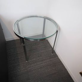 R6523 - Glass End Table