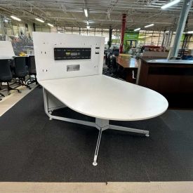 T12400 - Media:scape Meeting table by Steelcase