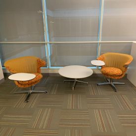 R6383 - Steelcase i2i Swivel Chair with Writing Tablet