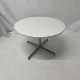 T12340 - 42" Round Tables